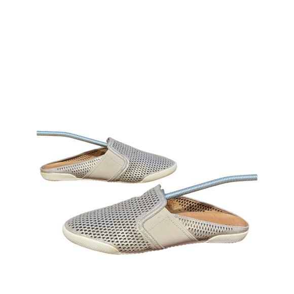 Frye Women's Melanie Perf Mule Sneaker size 8 - Picture 1 of 8